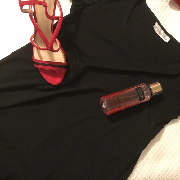 Motherhood size medium black blouse drawstring - Picture 4 of 8